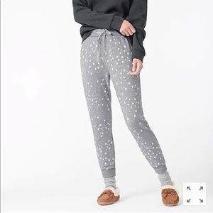 Supercozy jogger pant in star print
